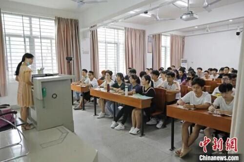 广东省学校论文抽检时间，背景、实施与影响